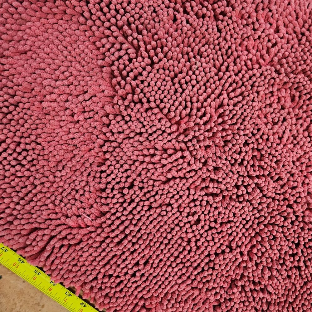 DARK PINK RUNNER RUG - Picture 2 of 4